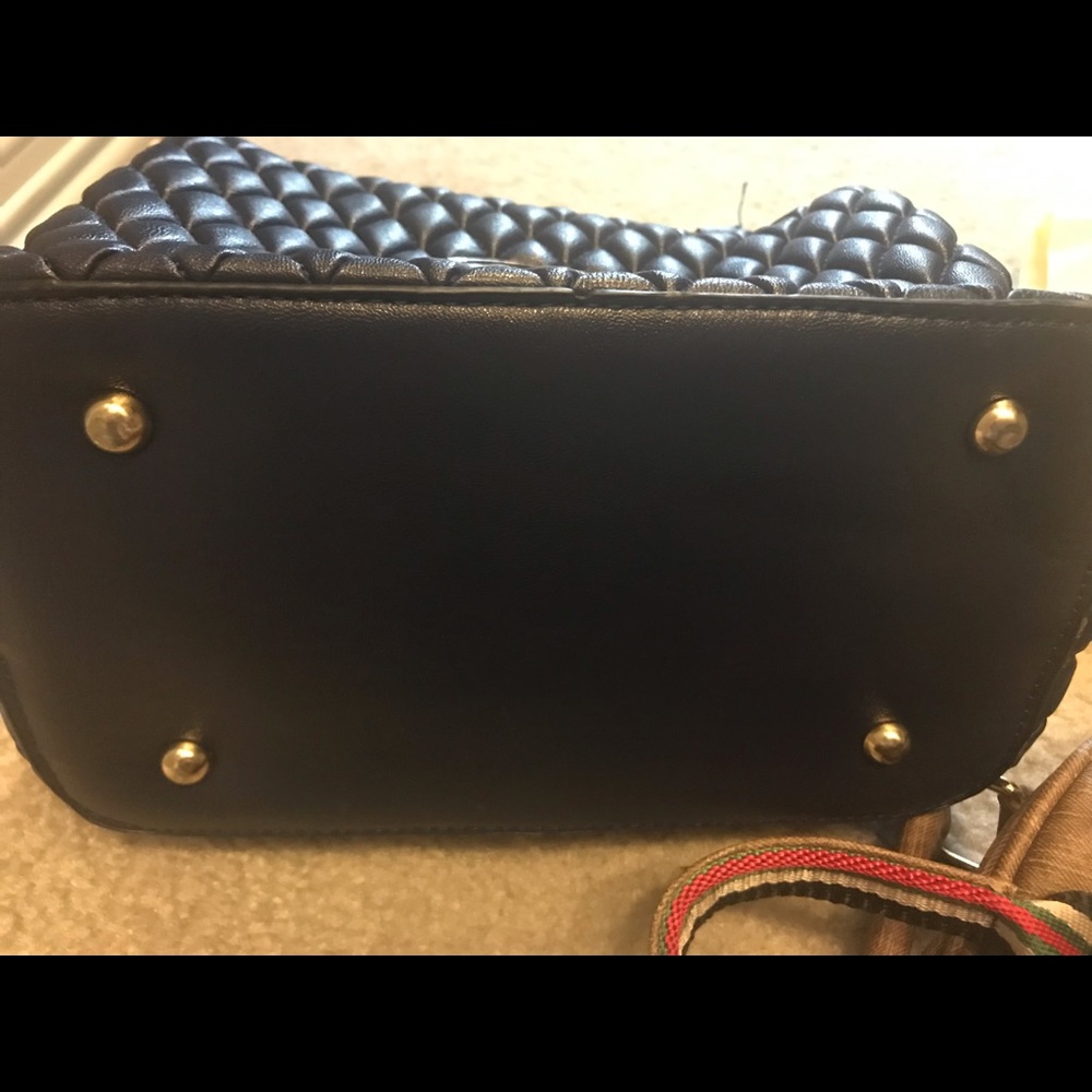 Purses. - Picture 8 of 8